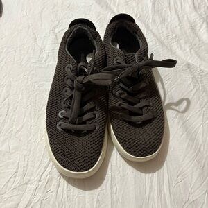 Women’s allbirds gray casual sneaker size 7